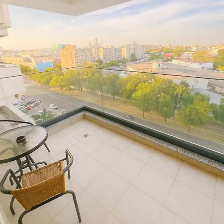 Entire Near Unirii Center, Sector 5 - 610 * Bucureşti